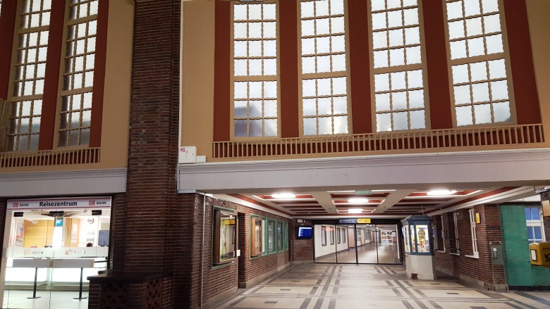Bahnhofshalle