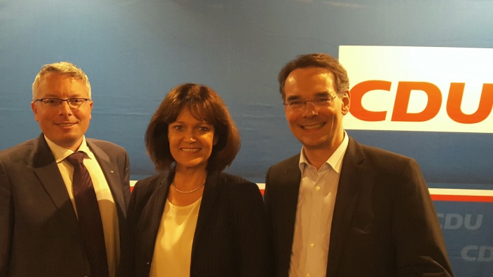 Dr. Eva Lohse mit Ingbert Liebing und Arne Rüstemeier