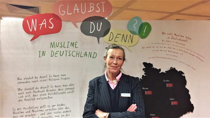 Auseinandersetzung mit dem Islam: Gabriele Stappert lobt Wanderausstellung